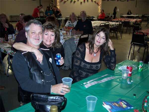 howardandterrymakingmerry.jpg