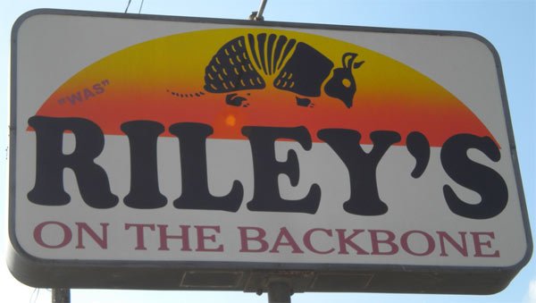 rileysonthebackbone.jpg