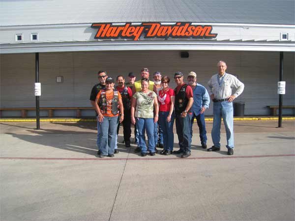 july10chaptermembersreadyforridetowimberly.jpg