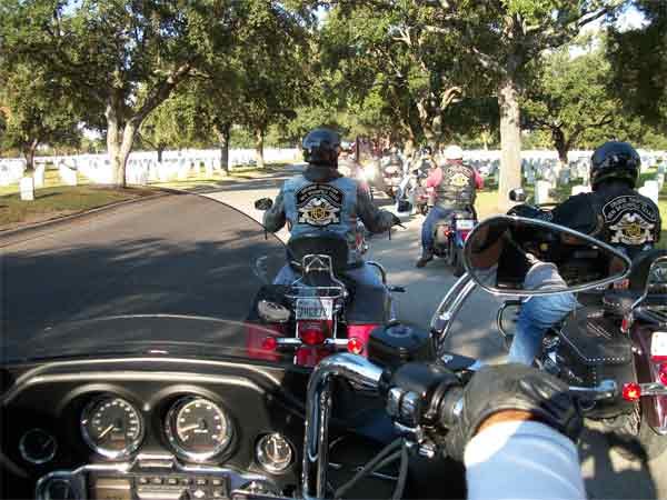 arrivalatfortsamhoustonnationalcemetary.jpg